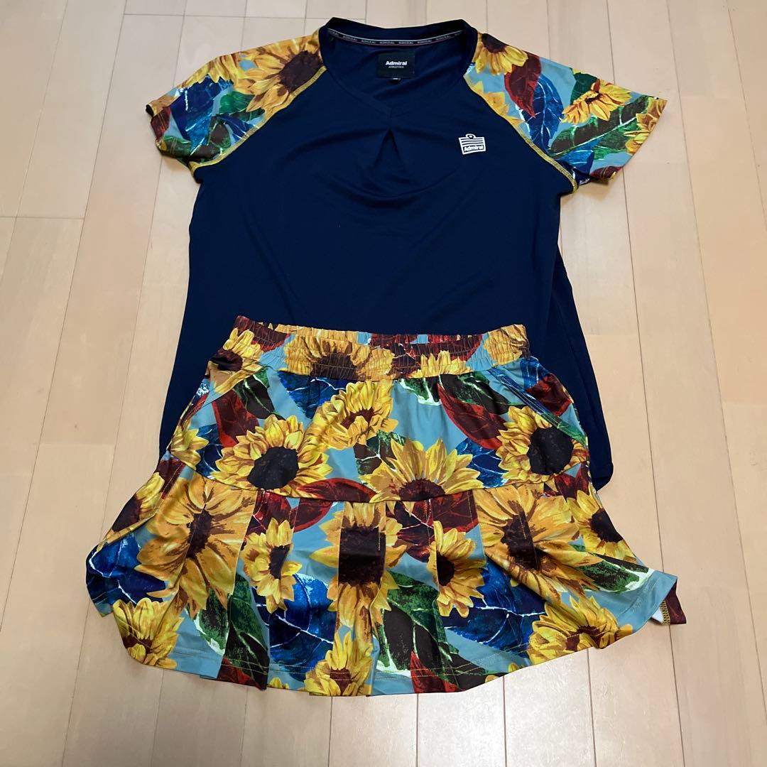 アドミラル レディーステニスウェア ゲームシャツ＆ひまわり柄スカート