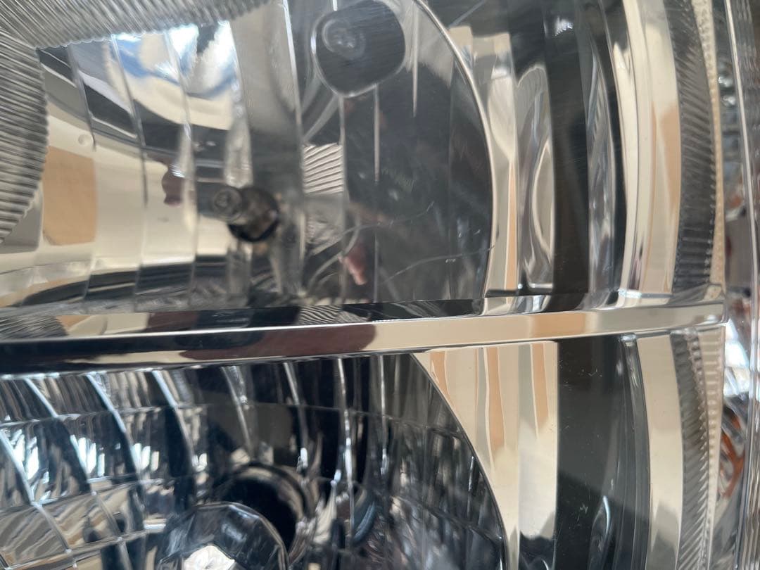 ハイエース3型後期　トヨタ純正　ヘッドライト 左右