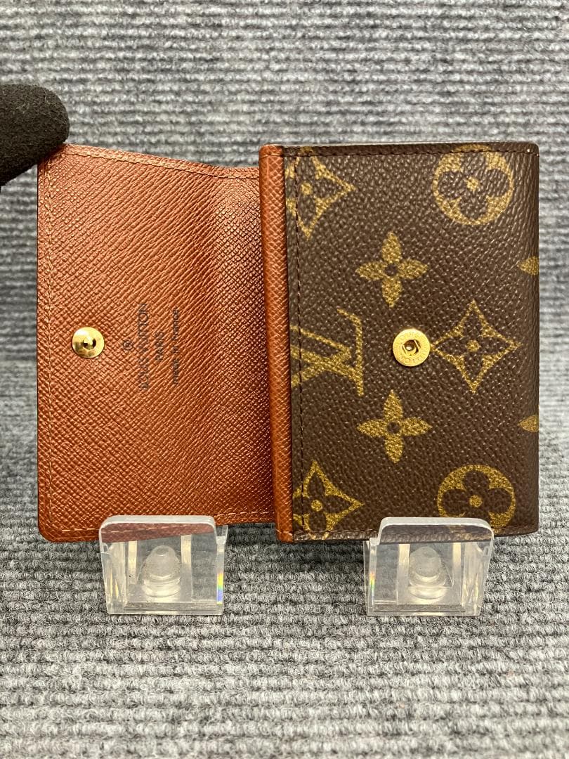 LOUIS VUITTON　ケース　モネプラ　モノグラム　242