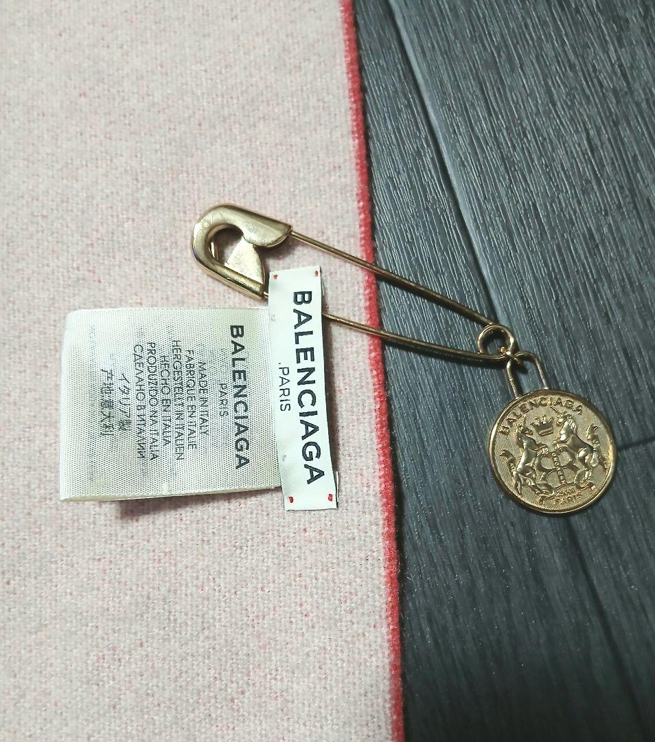 BALENCIAGA バレンシアガ　マフラー