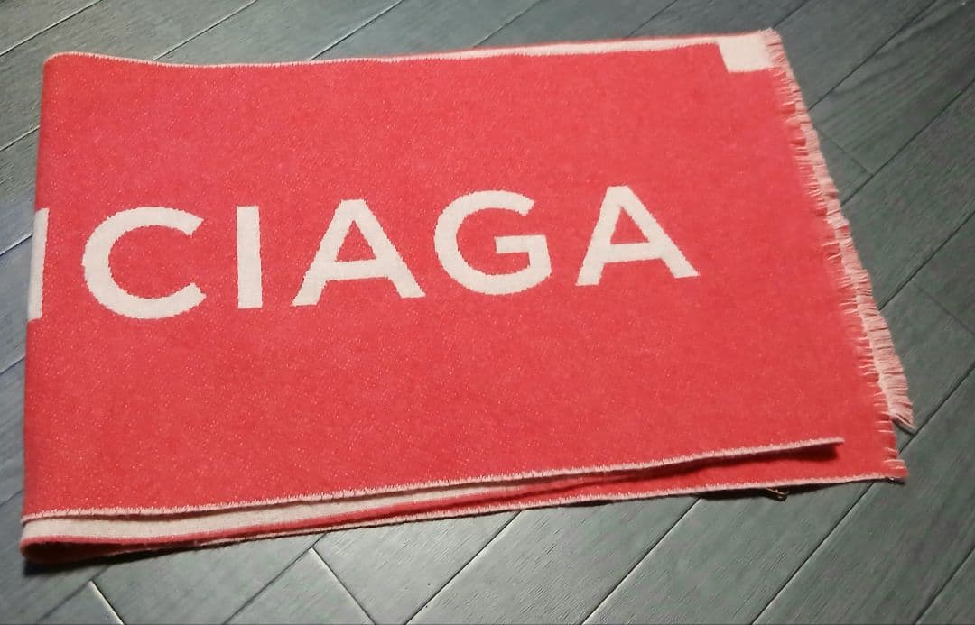 BALENCIAGA バレンシアガ　マフラー