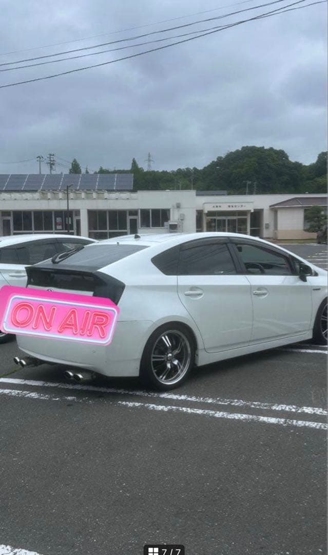 30プリウスリアピース4本出し