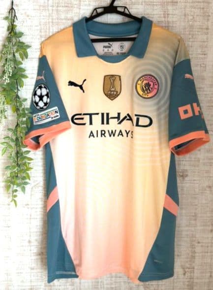 24-25 マンチェスター・シティ 4th ユニフォーム