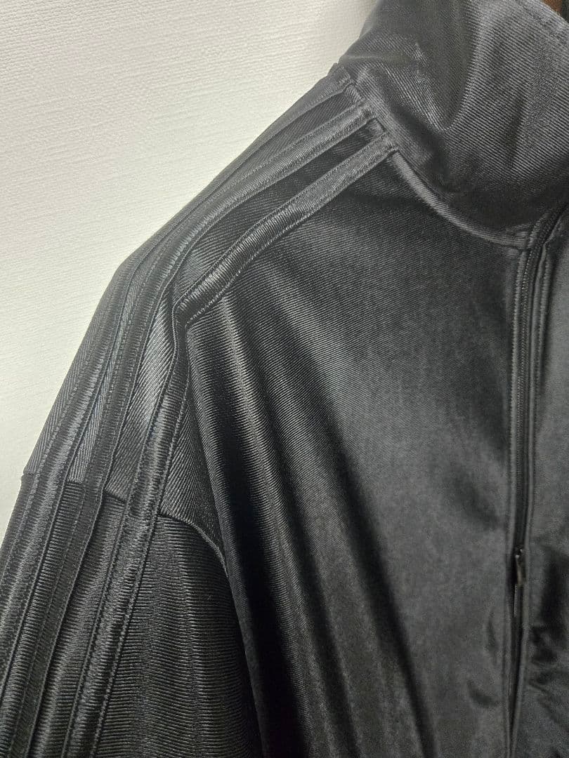adidas ファイヤーバードメタリックトラックトップ ブラック XL