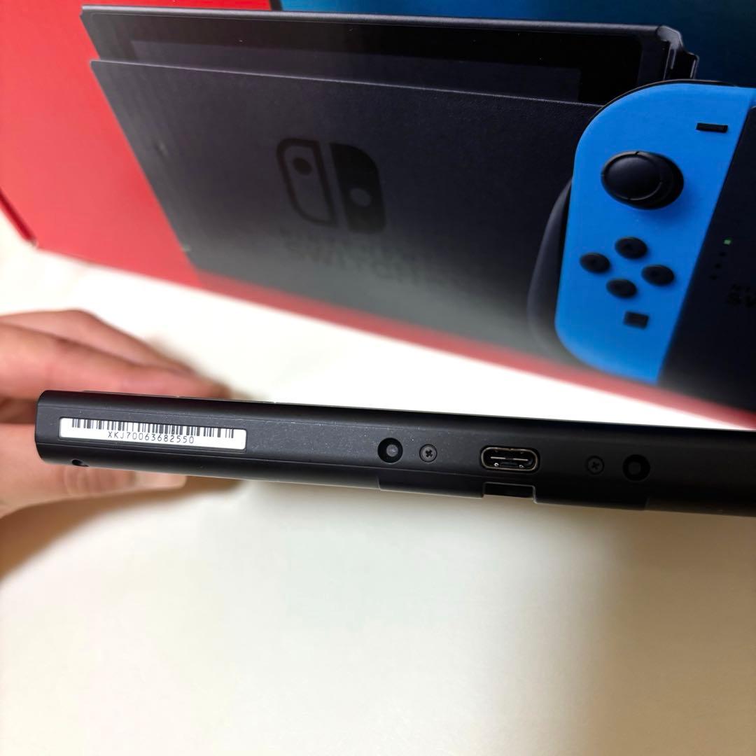 【おまけ3点付】Switch本体一色➕グリップコントローラー➕SDカード