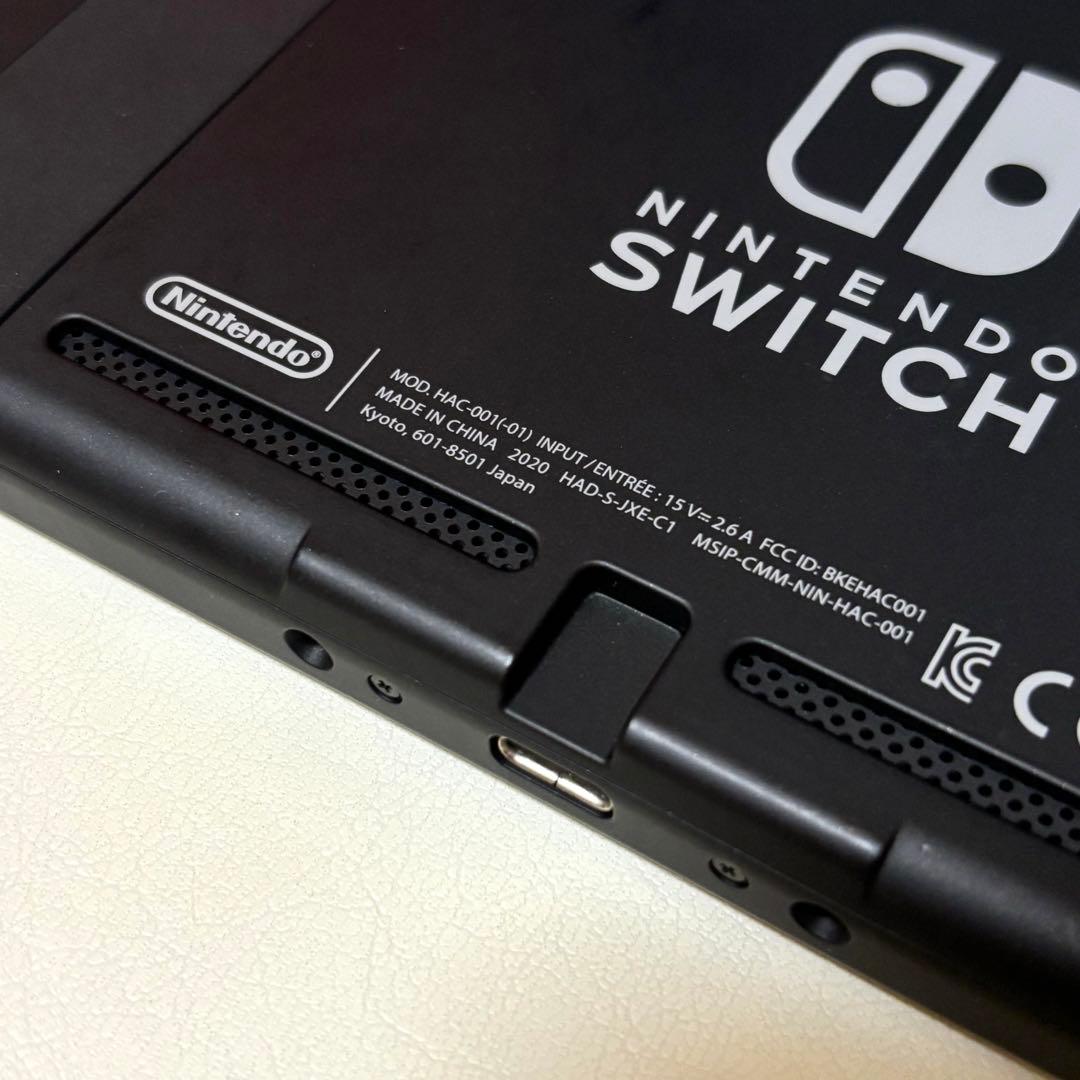 【おまけ3点付】Switch本体一色➕グリップコントローラー➕SDカード