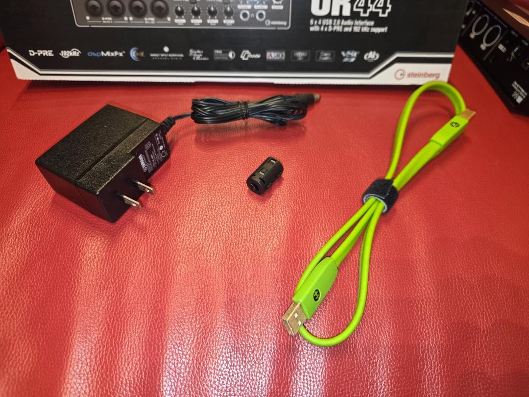 UR44 steinberg オーディオインターフェイス