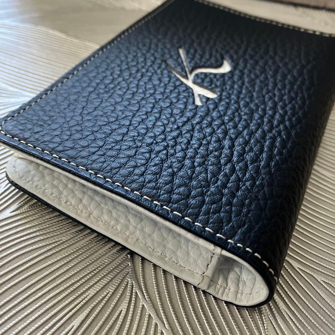 キタムラKitamura 二つ折り財布 ネイビー レザー　新品未使用