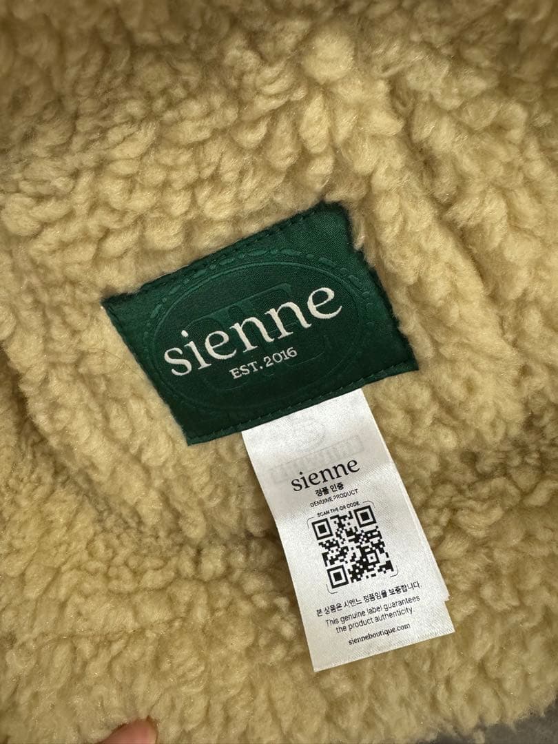 Sienne ベスト　韓国