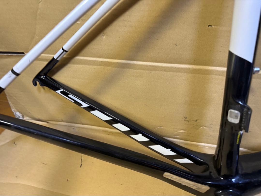 SCOTT ADDICT 30 フルカーボン　 ロードバイク フレームセット