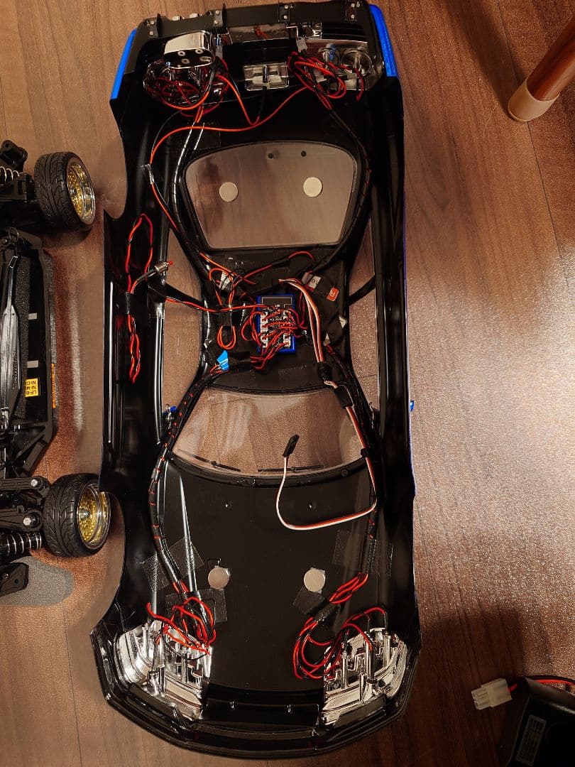 タミヤ TT-02 GT-R R34 ボディ/メカ付