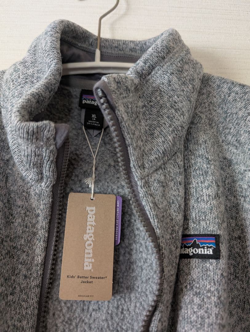 Patagonia キッズジャケットXL新品未使用