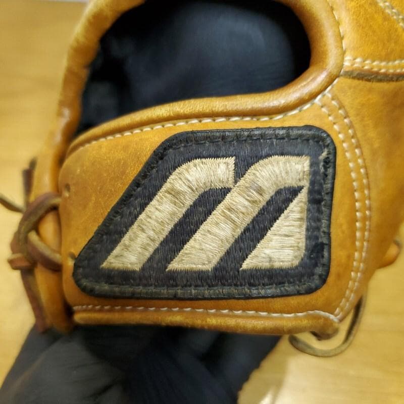 ミズノ イチローモデル プラチナラベル 児童用 外野用 軟式グローブ