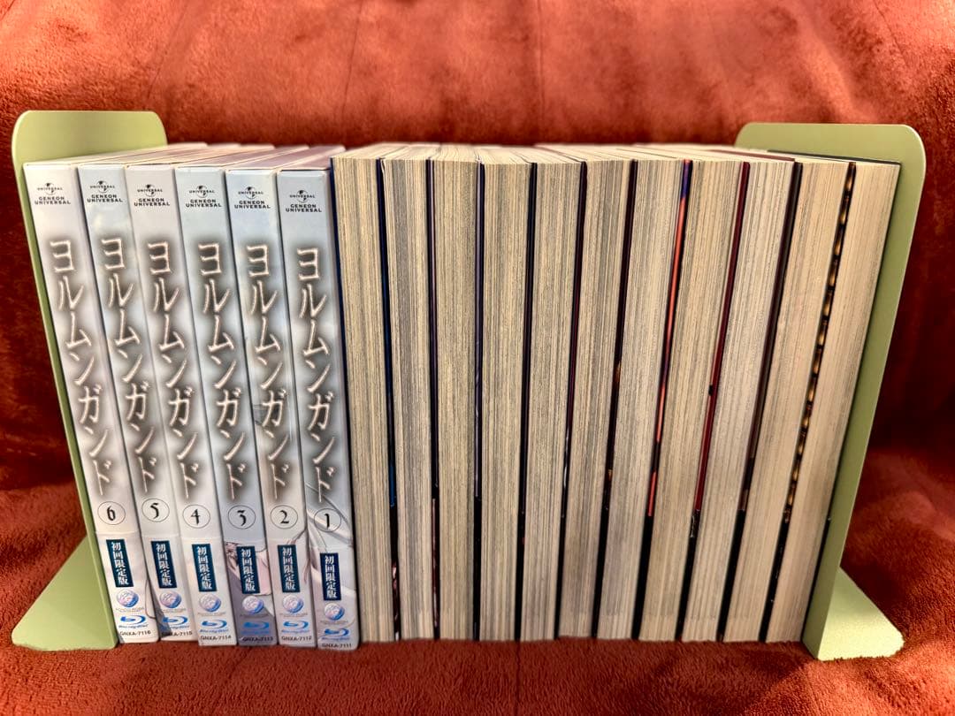 ヨルムンガンド✨コミック全巻 & Blu-ray1〜6セット♪ 高橋慶太郎