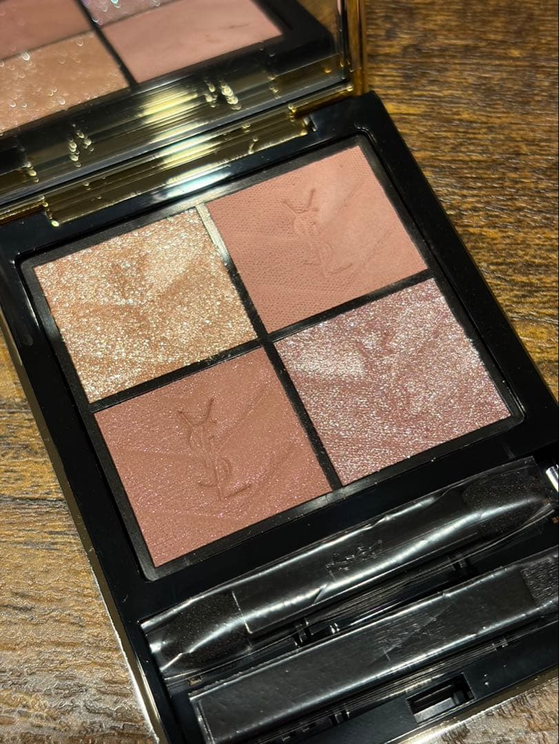 イヴ・サンローラン　クチュールミニクラッチ126 スパークリングラスト