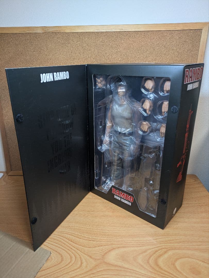 ジョン・ランボー 1/6フィギュア threezero