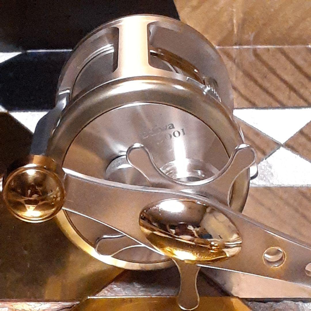 ダイワミリオネア CV-Z 300F ベイトリール タイラバ 船用 極美品