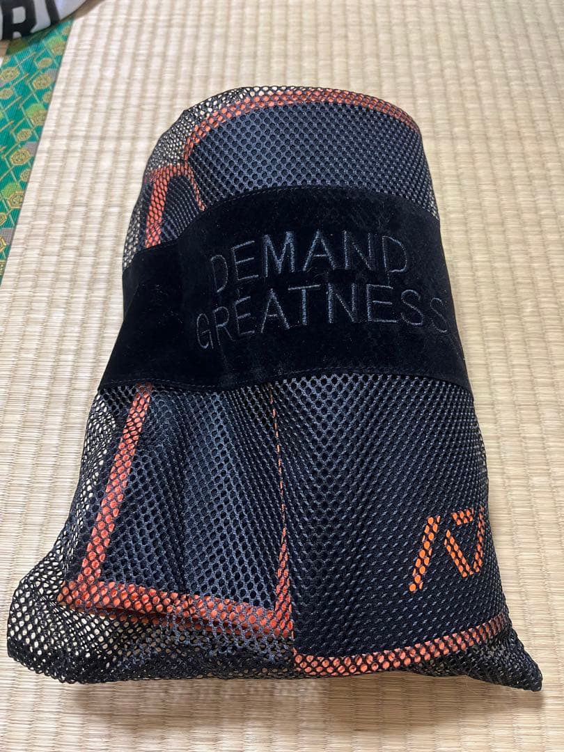 新品未使用A7プロ系ニースリーブ　XS