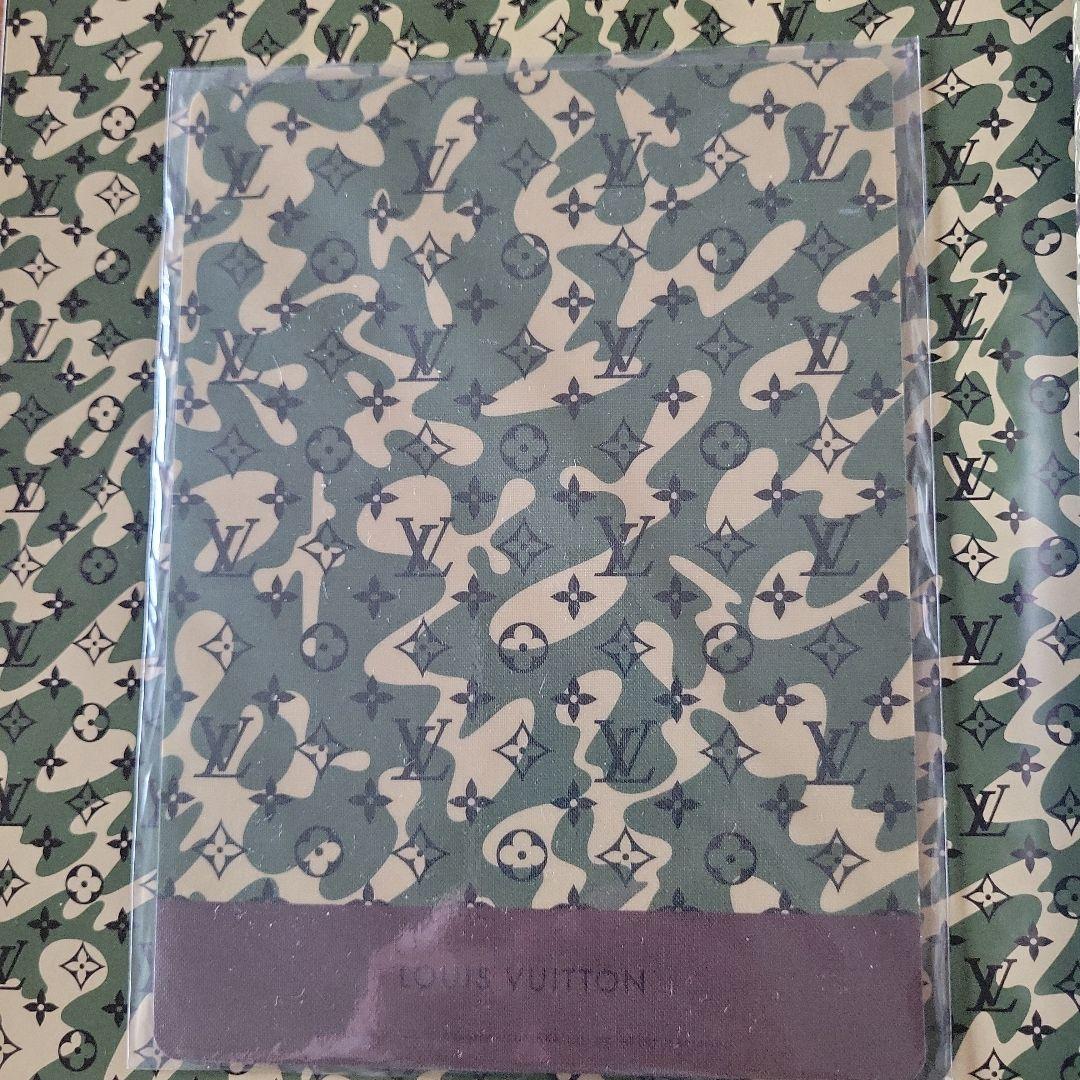 ヌメロ付録ルイヴィトン　マウスパッド