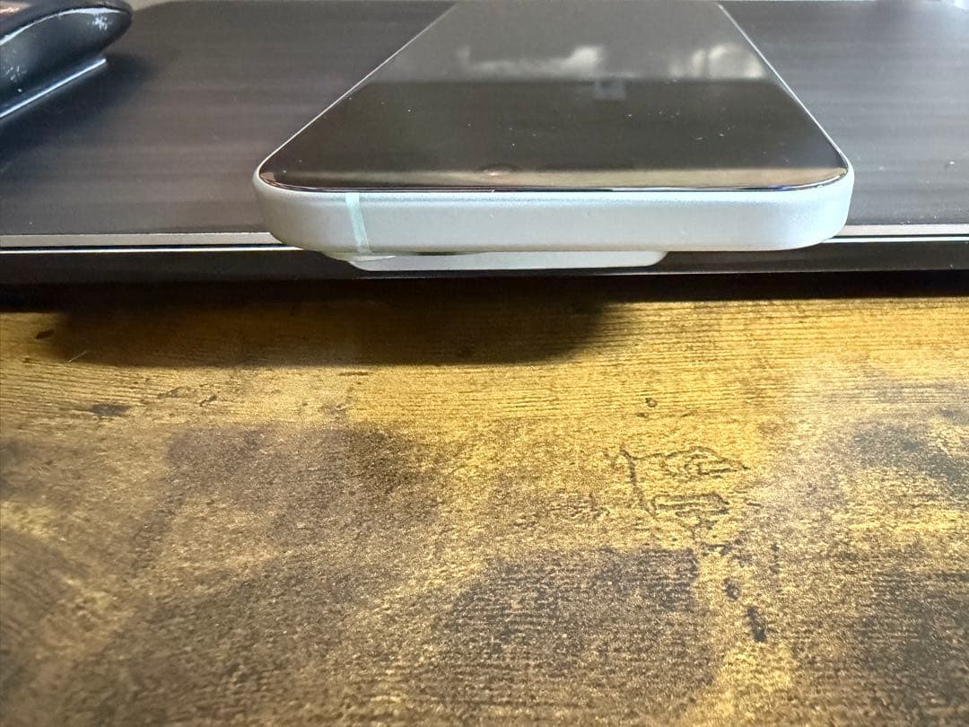 【美品】Apple iPhone 15 Puls 256GB グリーン