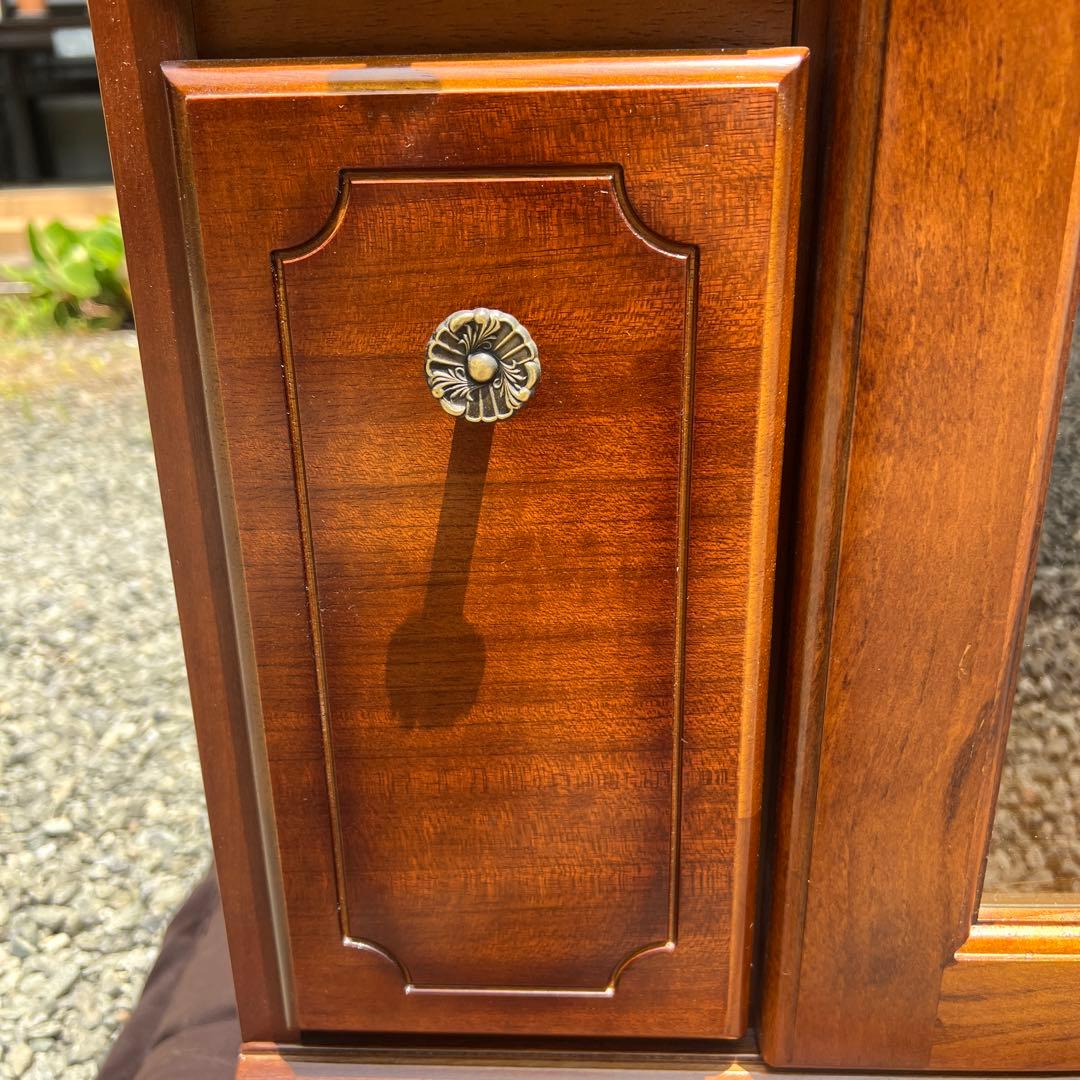 ③ karimoku カリモク コロニアル コーナー AV収納 ラック 飾り棚