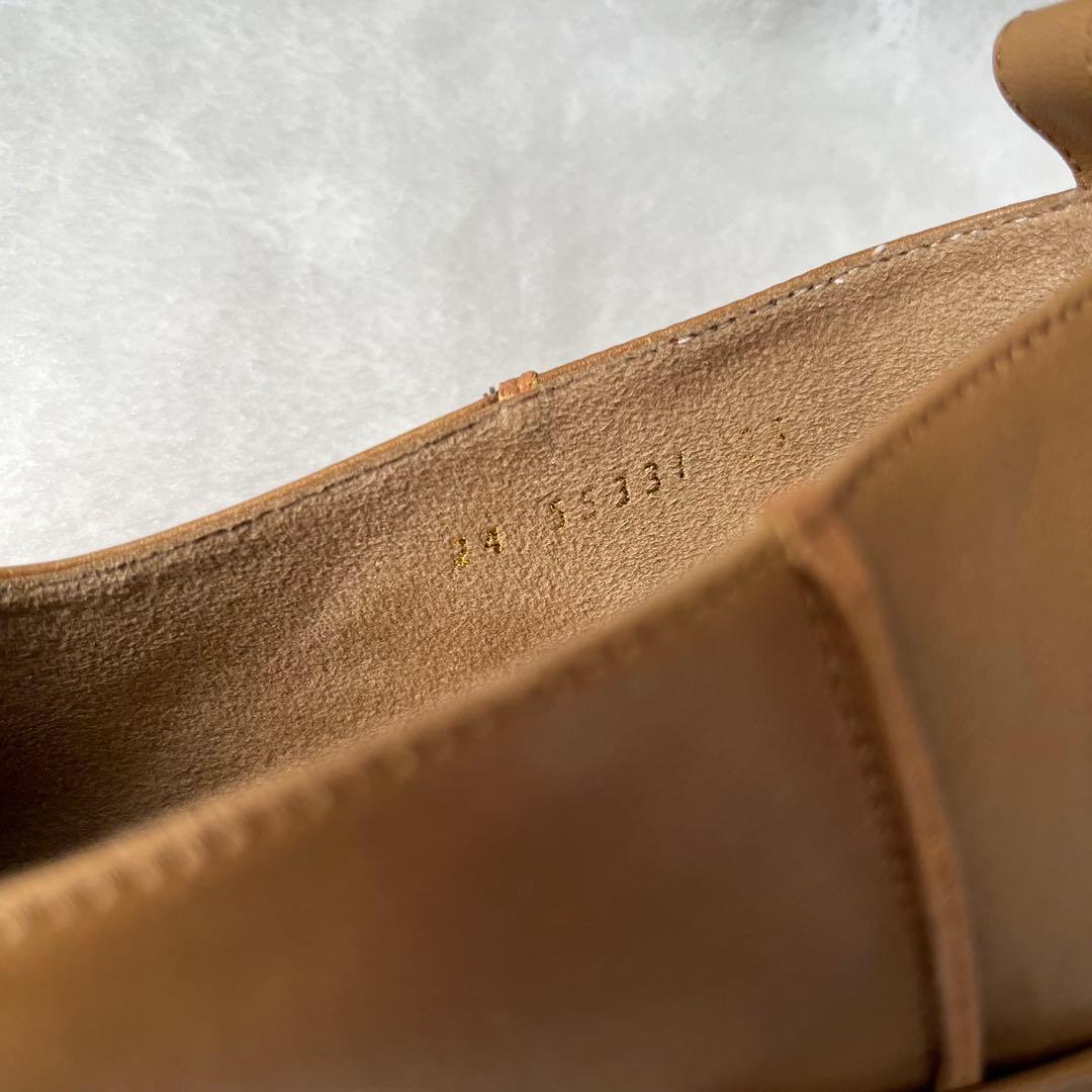 美品☆グリーズ 25cm パンプス レザースクエアクロスシームアンクルフラット