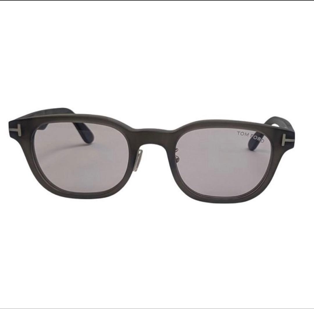 TOM FORD ロンハーマントム フォードサングラスマットグレーパープルグレー