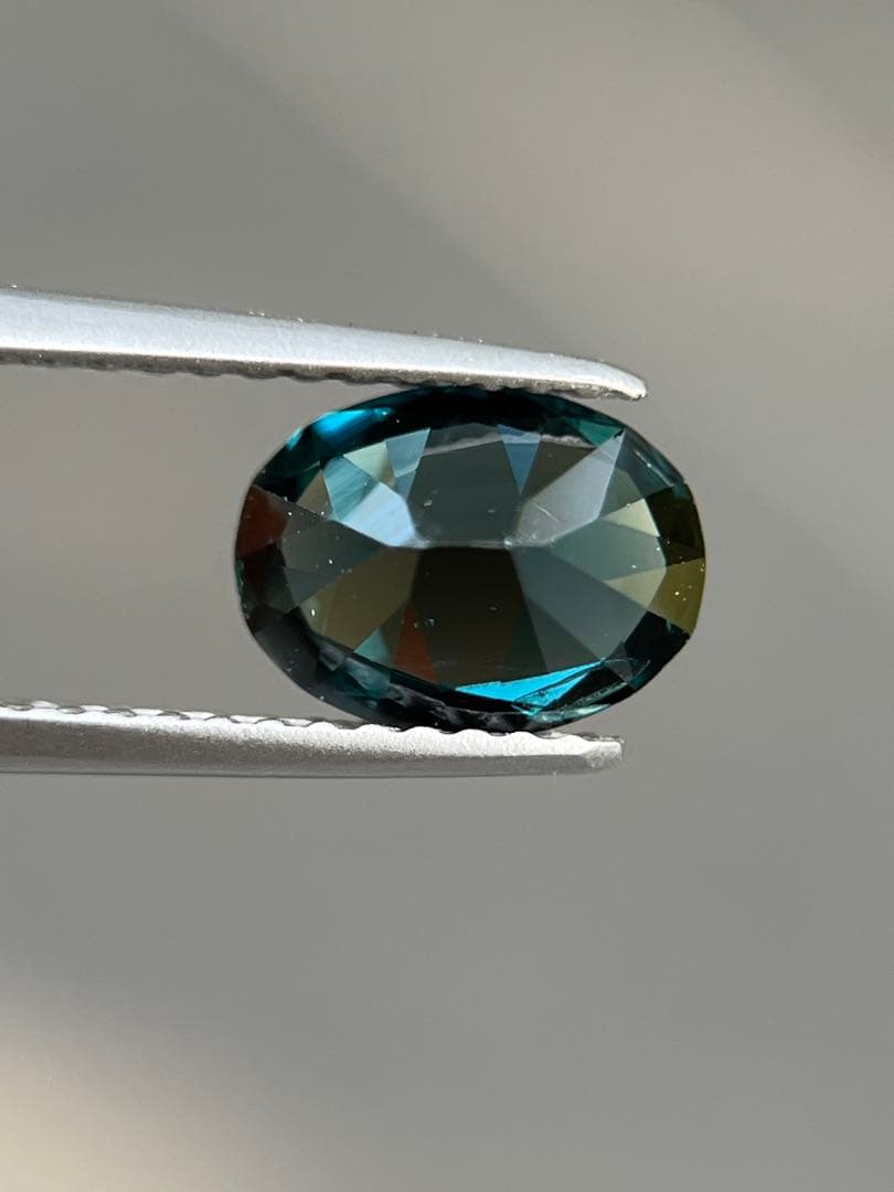 ブルースピネルルース1.3ct天然石,宝石NeonBlue Spinel