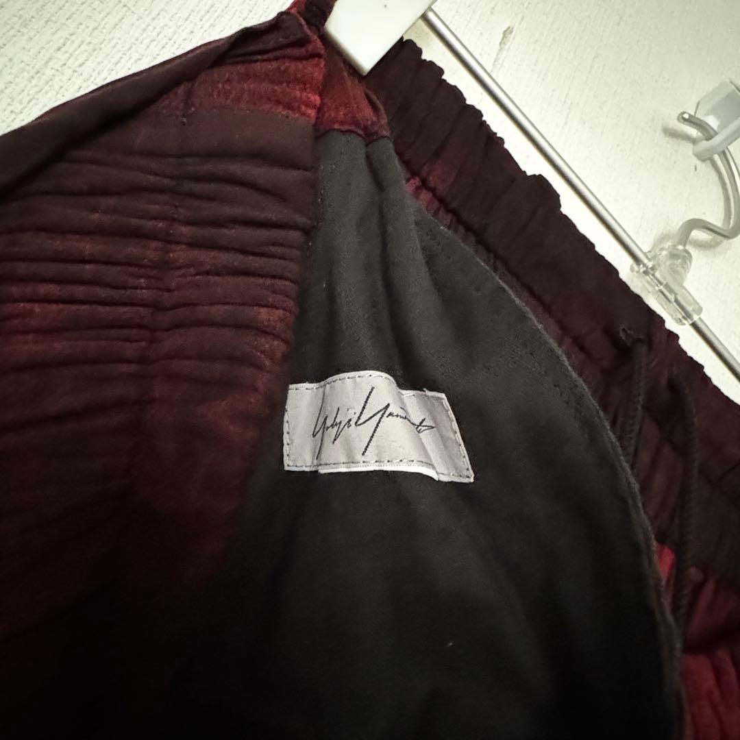 Yohji Yamamoto femme朝倉優佳 ペイントパンツ 赤黒 サンプル