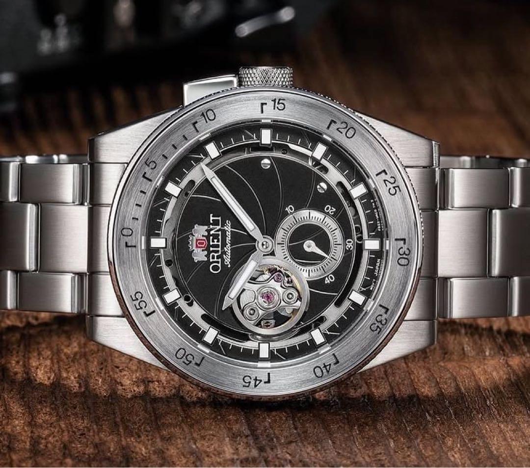 生産終了【美品ベルト未使用】オリエントORIENTレトロフューチャーカメラ復刻