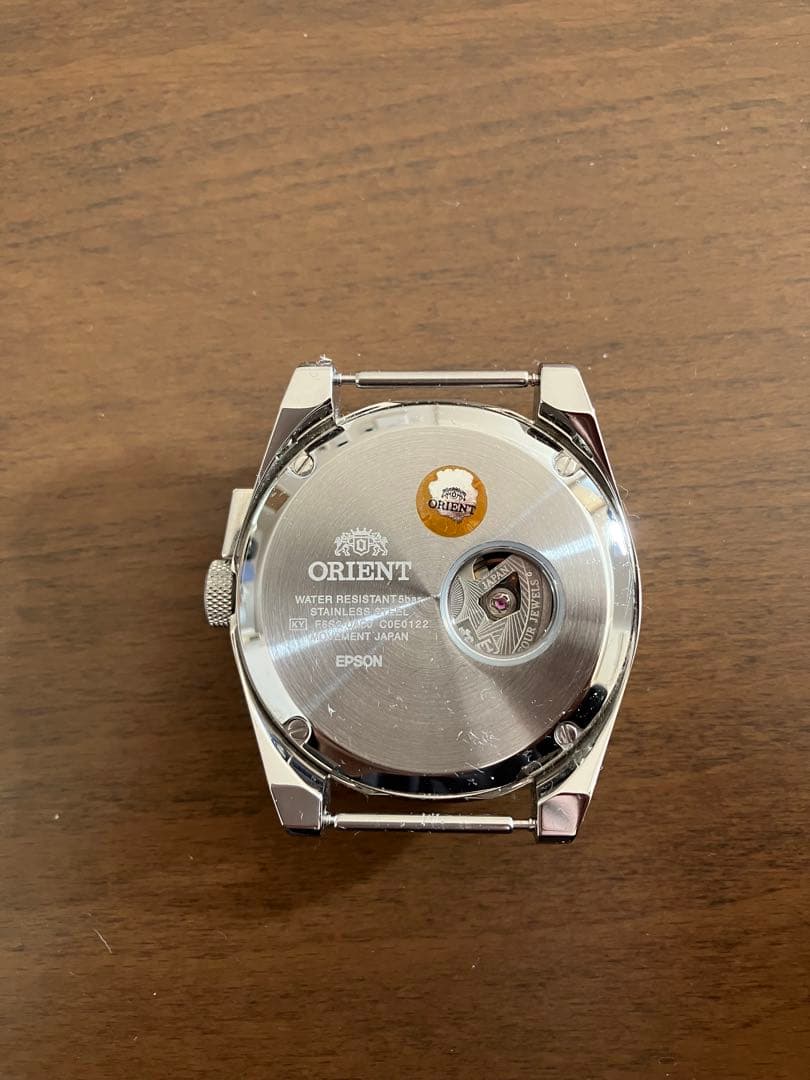 生産終了【美品ベルト未使用】オリエントORIENTレトロフューチャーカメラ復刻