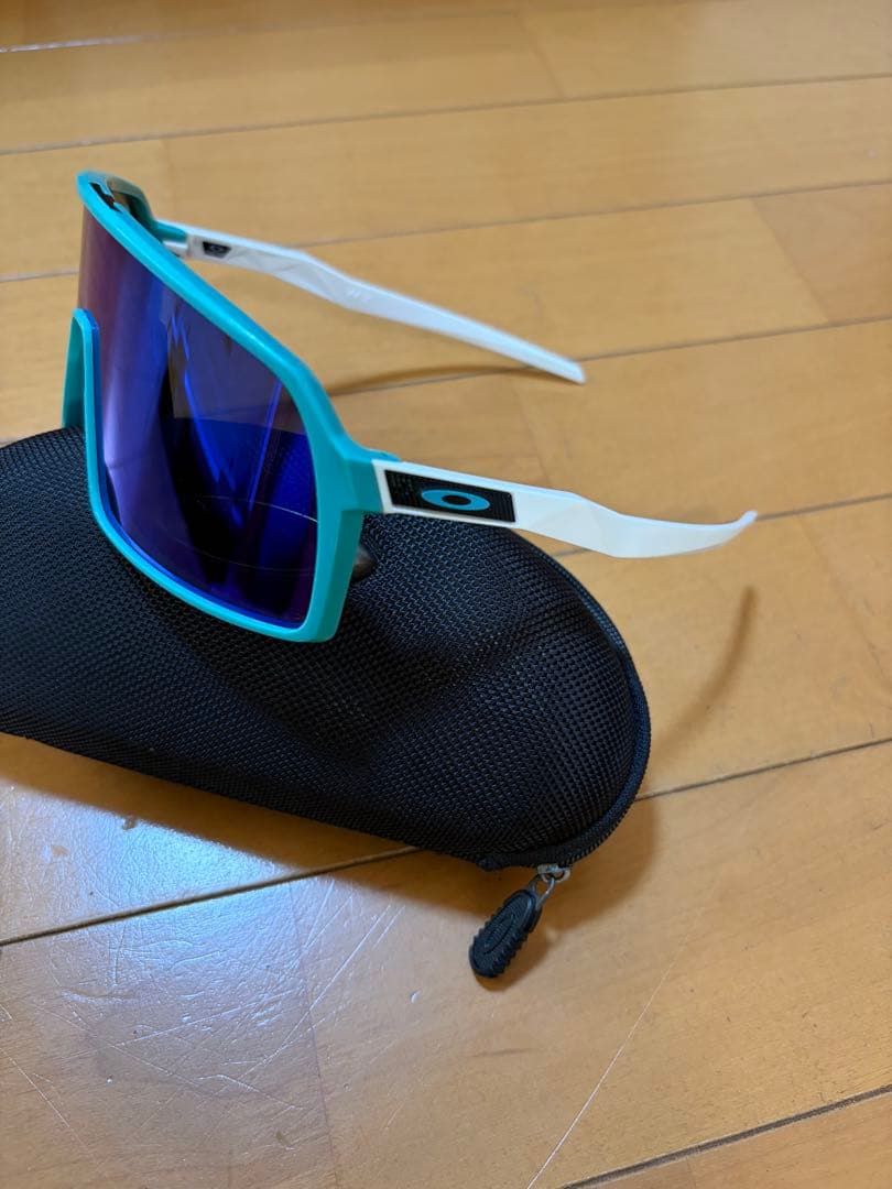 オークリー　スートロ　サングラス