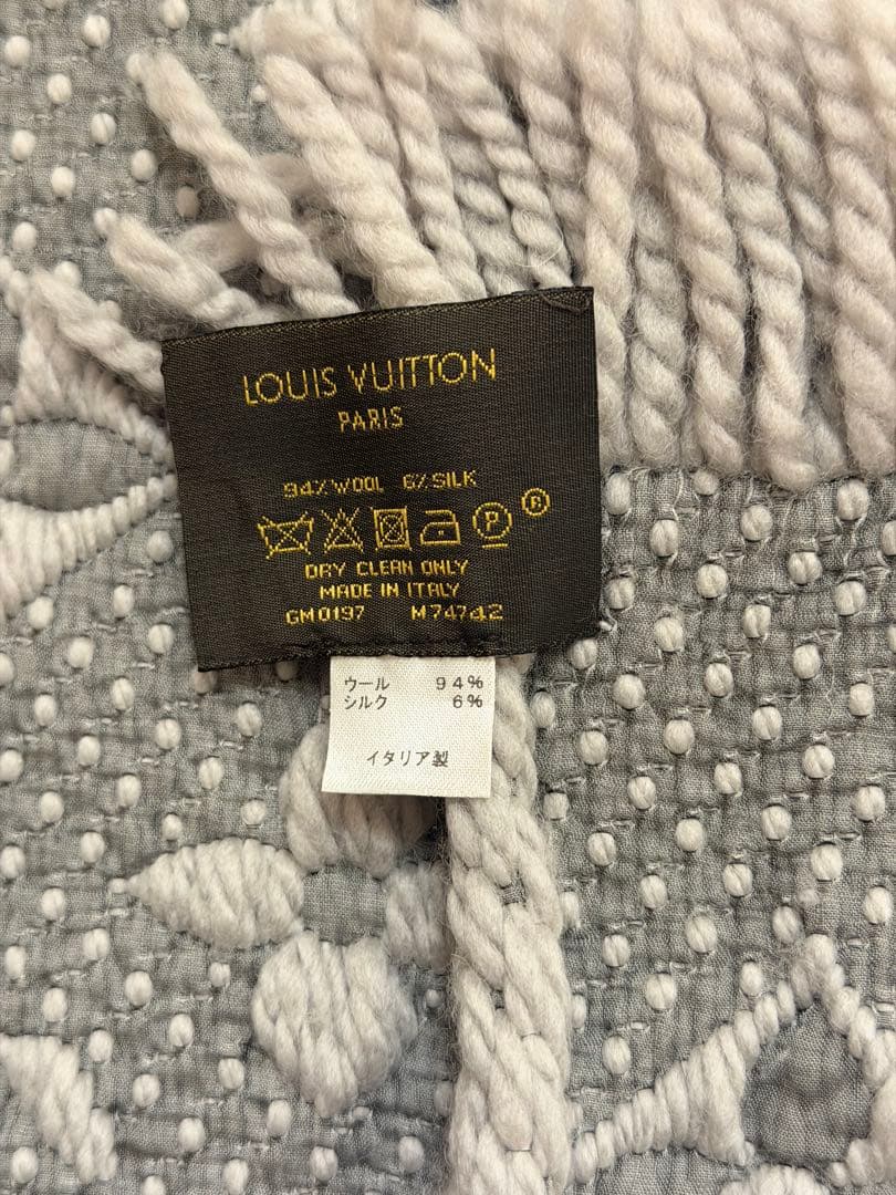 Louis Vuitton グレー マフラー モノグラム