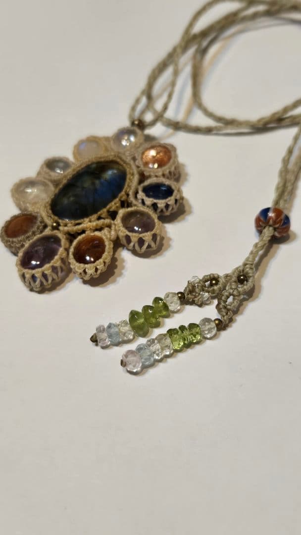 天然石 マクラメ編みネックレス