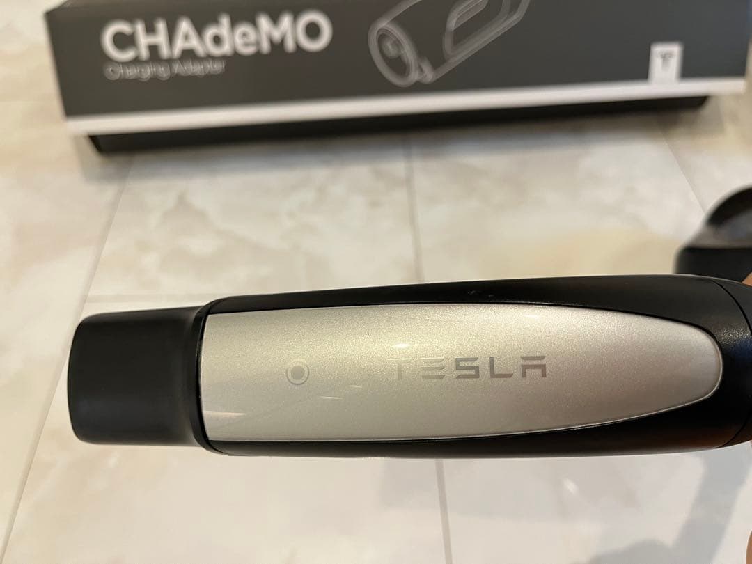 【箱付き】テスラTESLA チャデモ 充電アダプター　取説付き