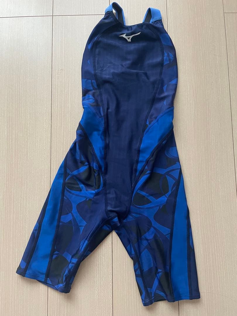 Mizuno競泳水着　スポーツ用水着ミズノ