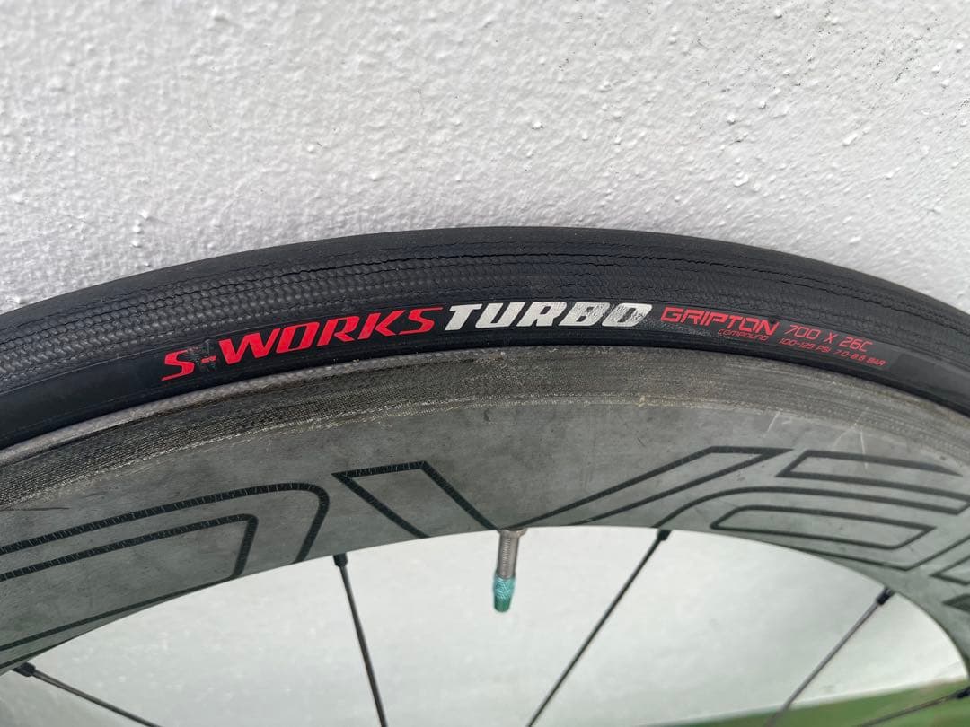 スペシャライズド ロバールホイールCLX64フロントリア