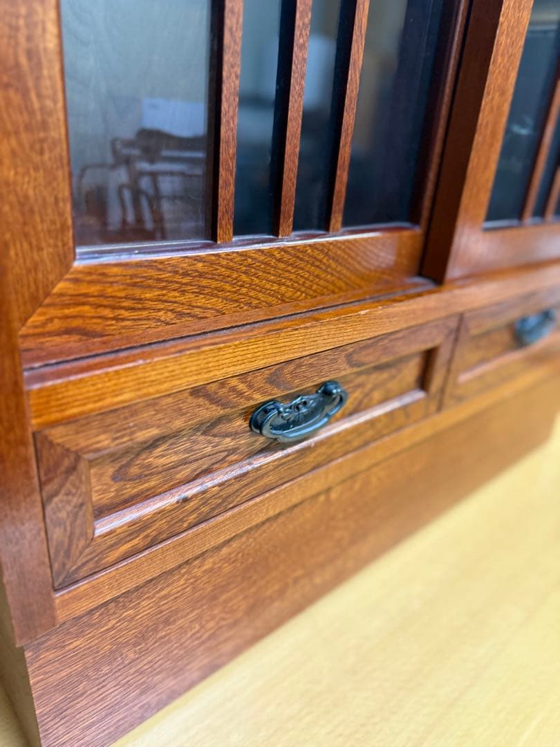 水屋箪笥（みずやたんす）飾り棚　昭和レトロ