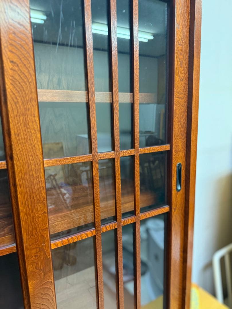 水屋箪笥（みずやたんす）飾り棚　昭和レトロ