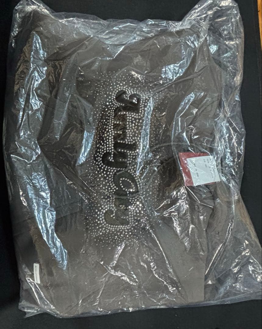 amlycityラインストーンロゴフーディー