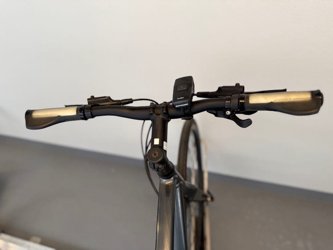 TREK トレック FX4 DISC クロスバイク2021