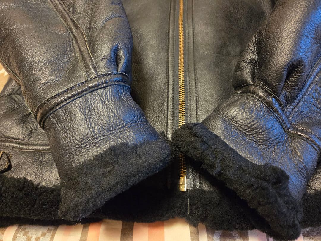 AVIREX B-3 42 フライトジャケット USA製　ムートン