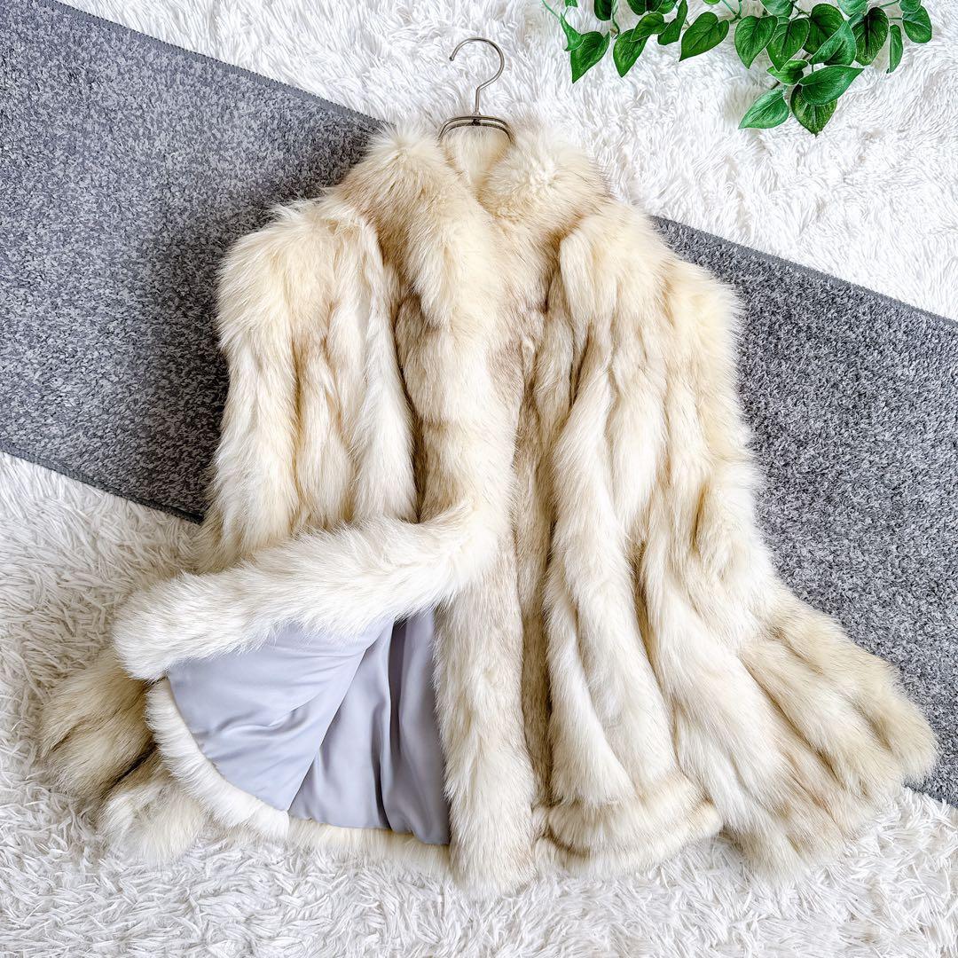 銀タグ サガフォックス リアルファー コート　シルバーフォックス　毛皮　9号