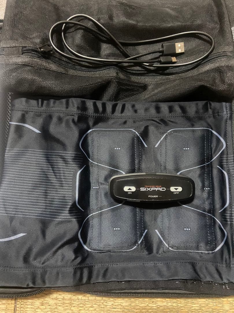 超美品シックスパッドパワースーツライトアブズ☆Mサイズ正規品