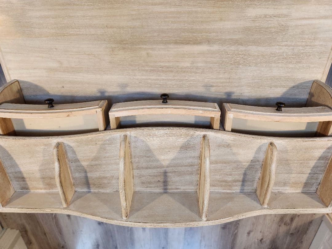 アンティーク調　木製デスク 3引き出し付き　シャビーシック