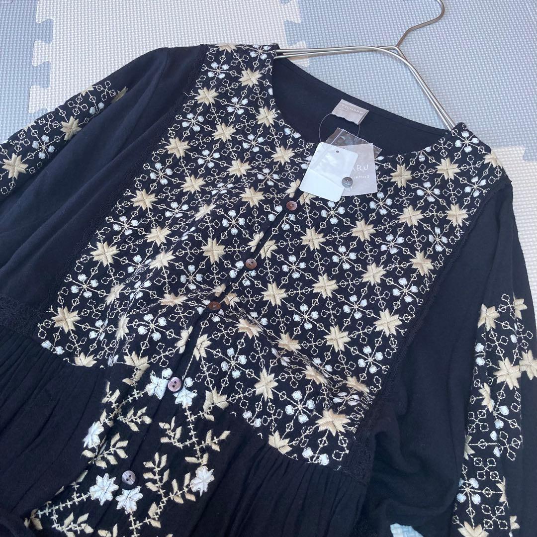 新品タグ付き✨ツハルバイサマンサモスモス 刺繍タックワンピース インド綿 長袖