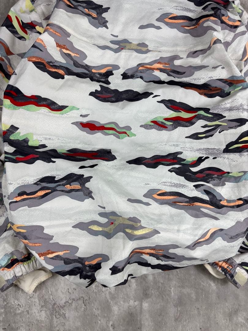 BURTON “GORE-TEX  SHELL JACKET” CAMO