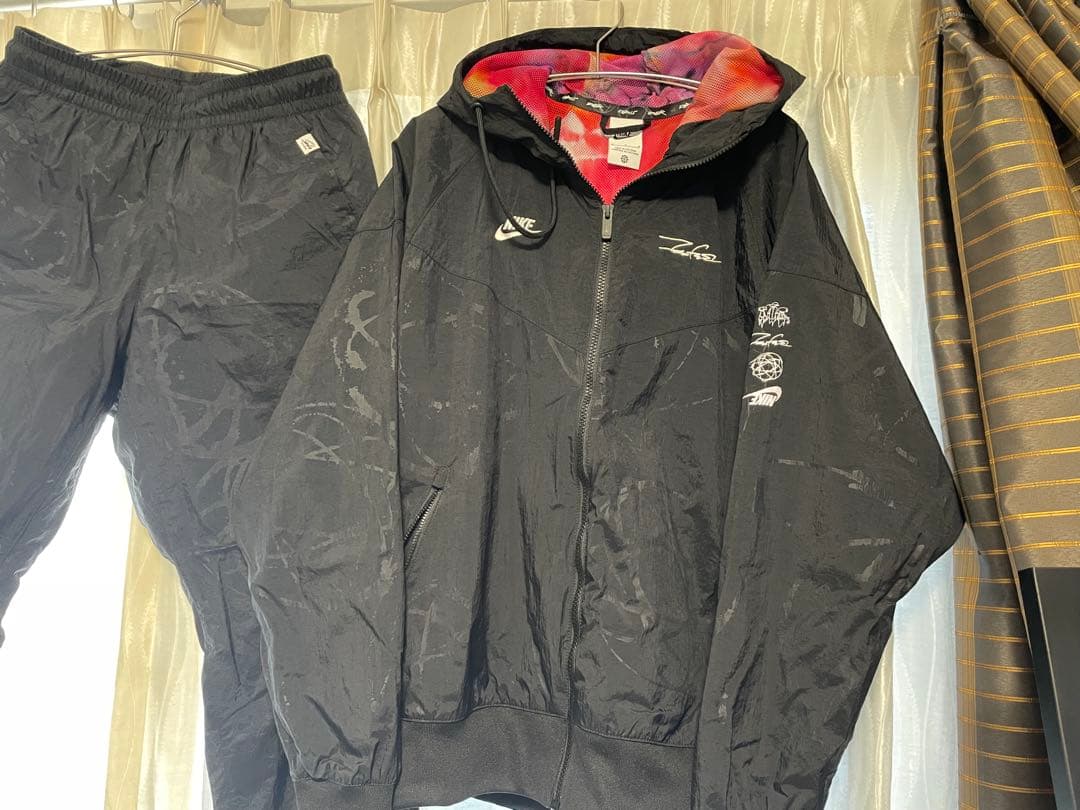 NIKE ブレイキン ウィンドランナー上下セット