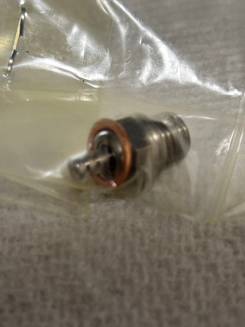 a*n様 O.S. 12TGエンジン 未使用品