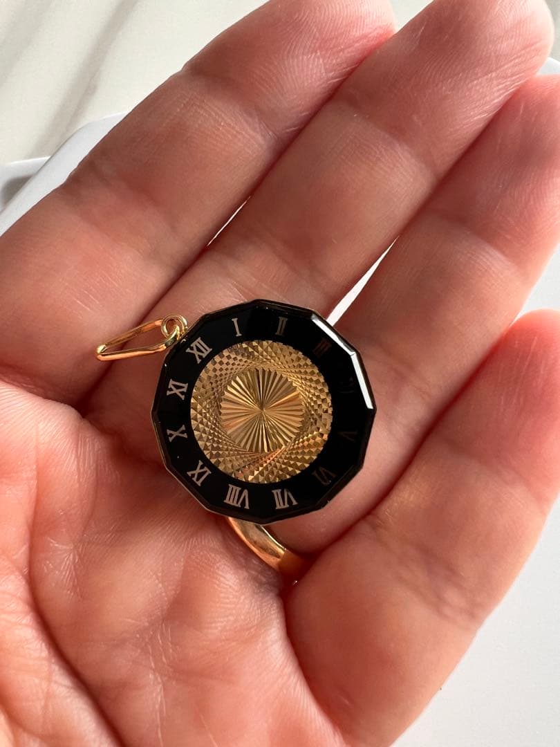 K18クイーンエリザべスペンダント4g